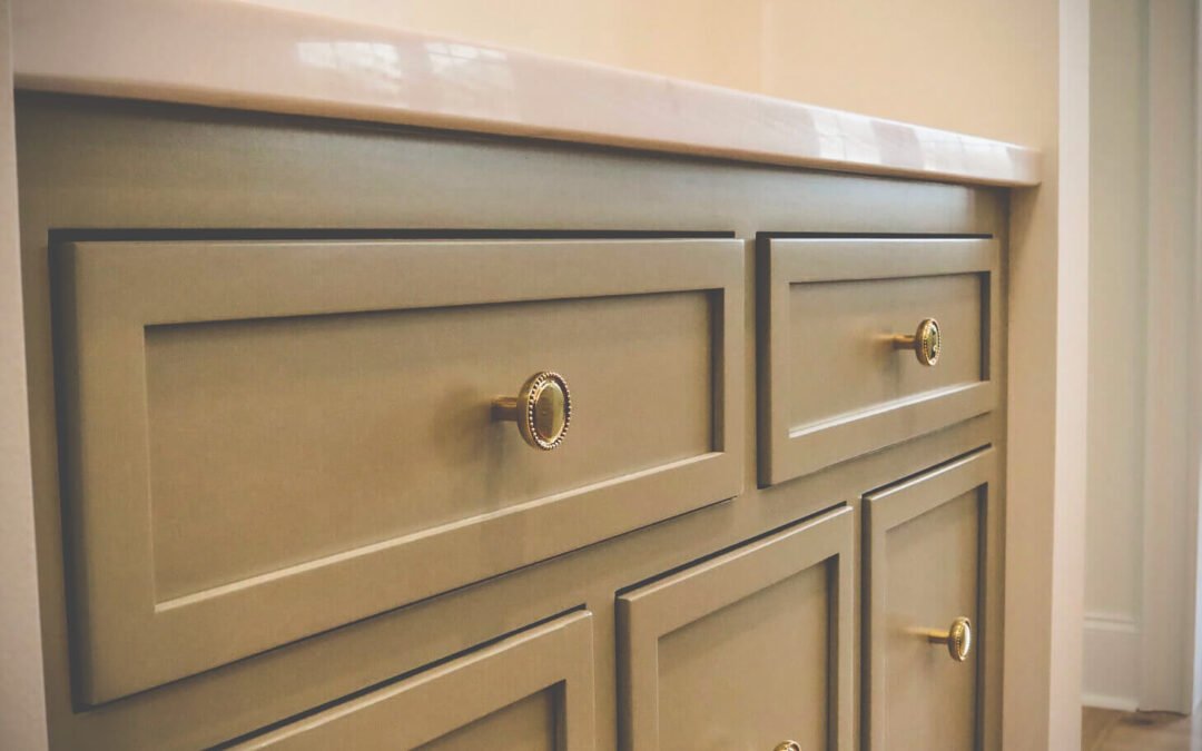 Choosing the Right Hardware: Hardware That Defines Your Kitchen and Bathroom Style